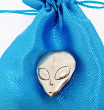 Listing image for Alien Extra Terrestrial English Solid Pewter Pin Badge Brooch Free Gift Bag